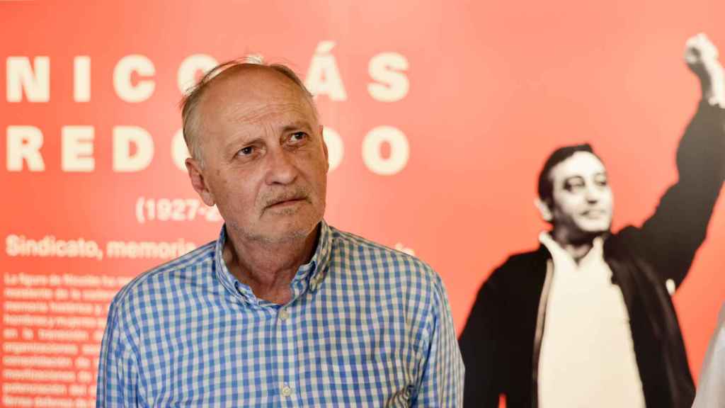 El secretario general UGTCyL, Faustino Temprano, el director Centro Documental de la Memoria Histórica del Ministerio de Cultura, Severiano Hernández, y el autor y editor del libro, presentan ''Nicolás Redondo (1927-2023). Sindicato, memoria, reformismo y utopía''