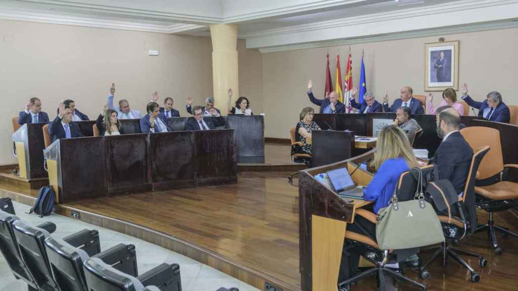 El pleno de la Diputación de Segovia correspondiente al mes de mayo