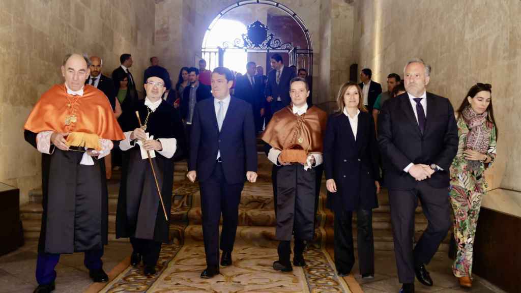 José Manuel Corchado toma posesión como nuevo rector de la USAL, con la presencia de Alfonso Fernández Mañueco