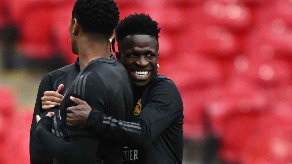 Vinicius, con Bellingham.