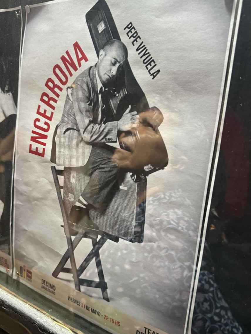 'Encerrona', de Pepe Viyuela.