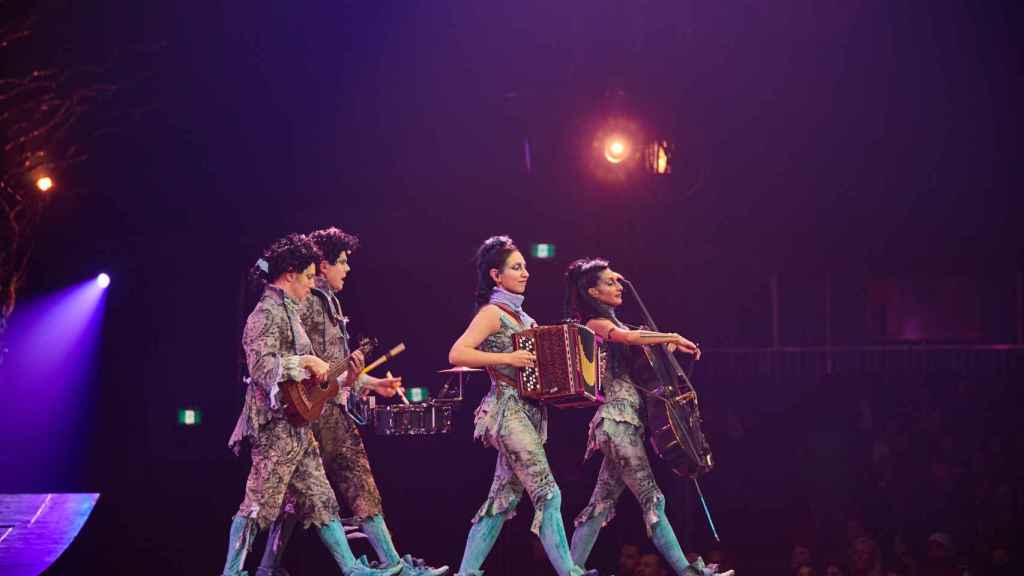 Otra imagen de Sara, en el Circo del Sol.