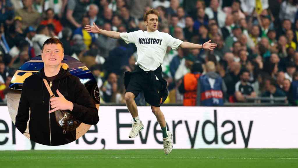 Uno de los espontáneos de la final de la Champions, con la camiseta de Mellstroy.