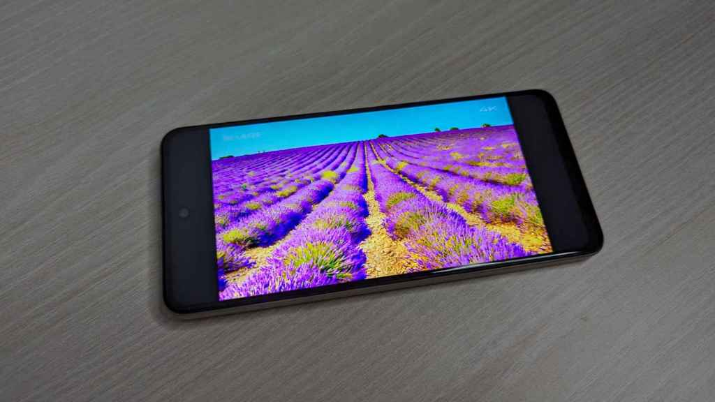 La pantalla del ZTE Nubia Music ofrece una calidad pasable, pero con brillo bajo