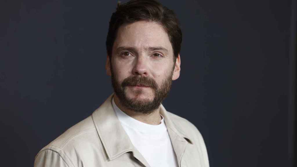 De director de cine a su bar de tapas en Berlín: así es Daniel Brühl, el actor hispanoalemán que visita hoy 'El Hormiguero'.