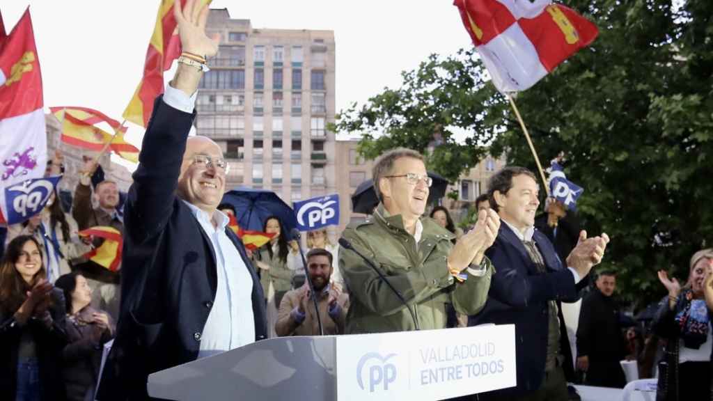 Feijóo durante su visita a Valladolid durante la campaña electoral de las municipales