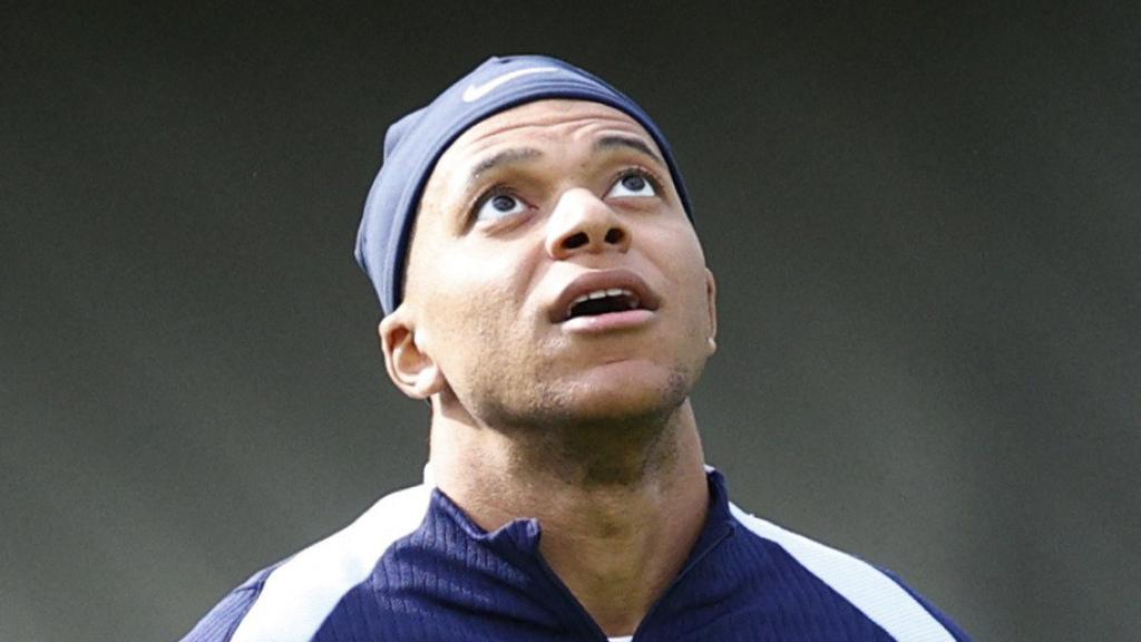 Kylian Mbappé, en un entrenamiento con Francia