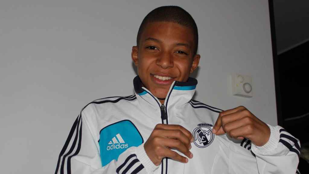 Kylian Mbappé de joven en la Ciudad Real Madrid en Valdebebas
