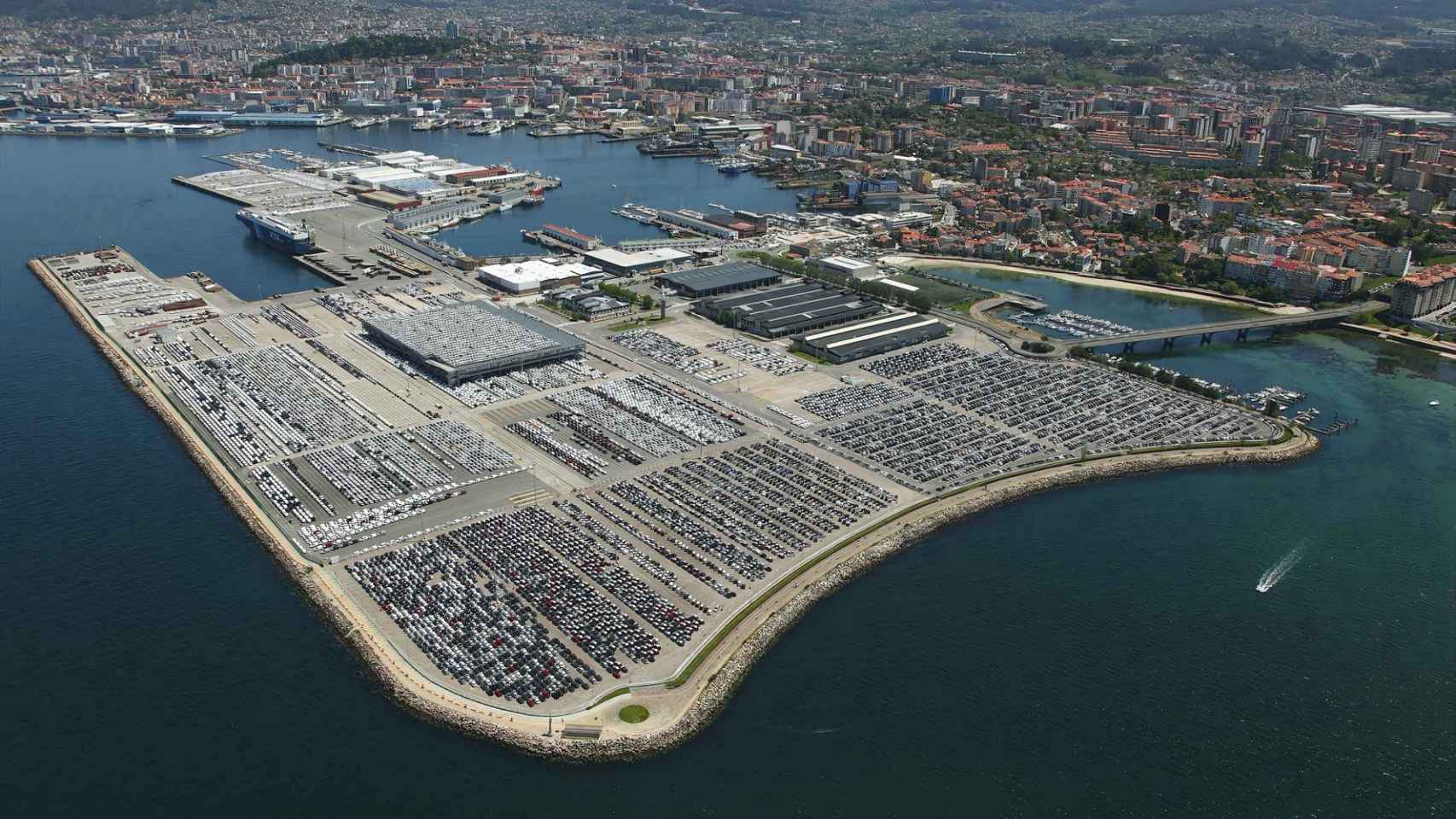 Instalaciones de la Zona Franca de Vigo en Bouzas.