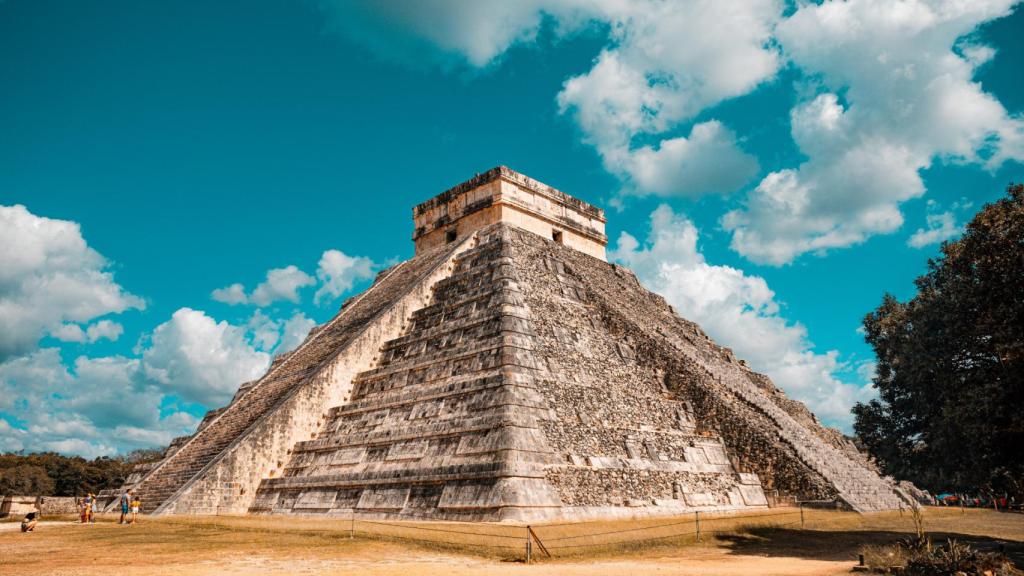 Vista de la pirámide de Chichén Itzá, en Yucatán.
