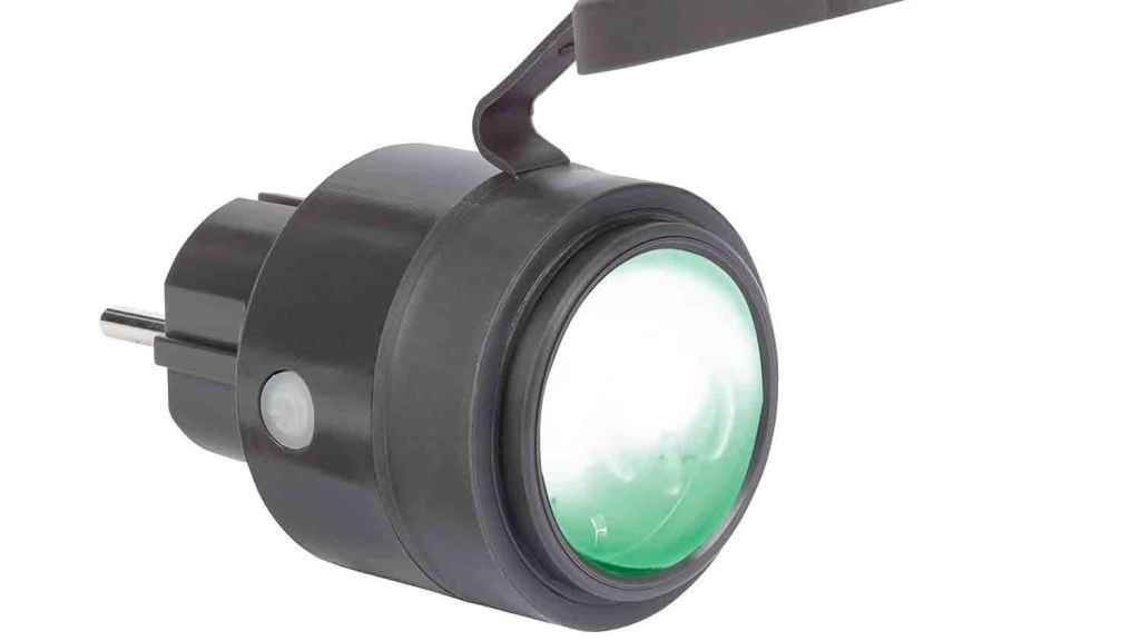 Ledvance enchufe exterior con wifi.