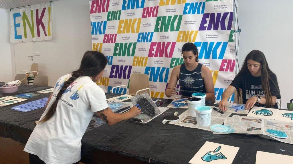 Iniciativa de ENKI sobre el Lenguaje de Signos