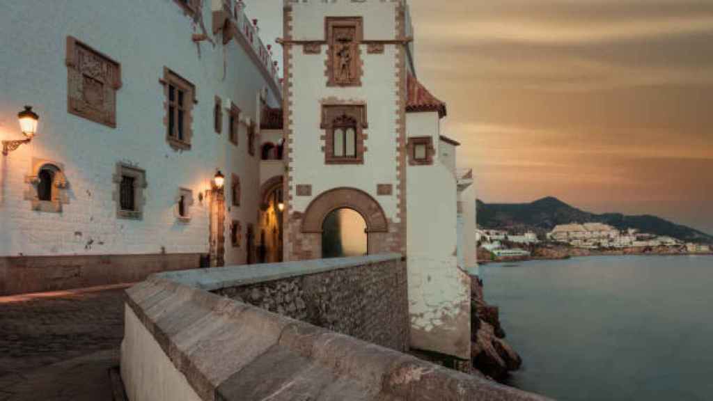 Ejemplo de estilo de construcción habitual de Sitges, en Barcelona.