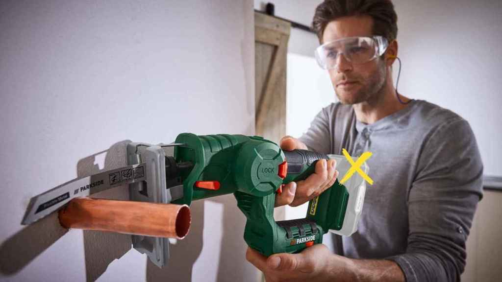 Sierra de calar y de sable recargable de Lidl.