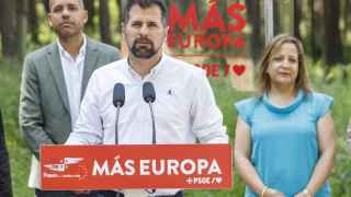El secretario general del PSOE de Castilla y León, Luis Tudanca, durante su intervención en Valsaín, este miércoles