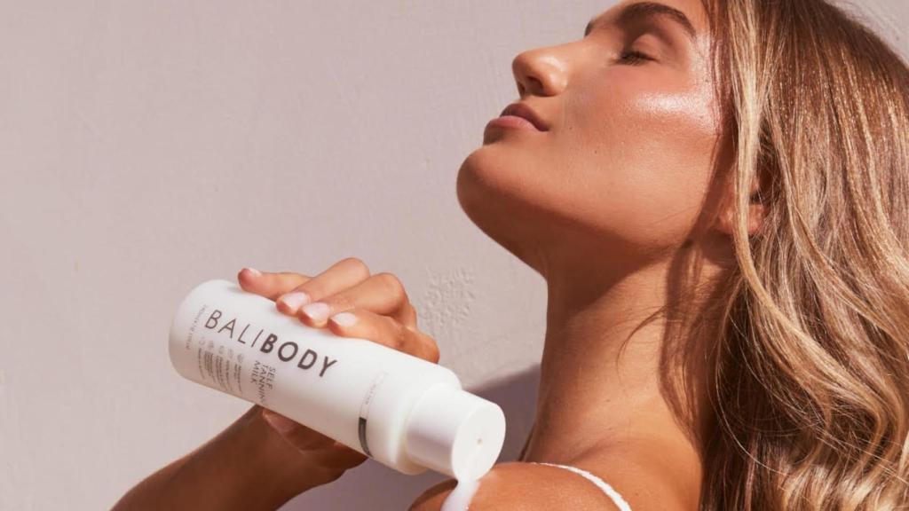 Por qué usar autobronceador este verano en Galicia puede ser el mejor gesto de cuidado de la piel