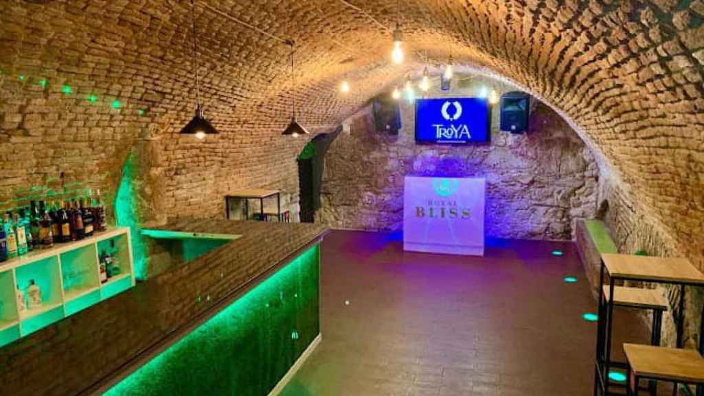 Alquiler del antiguo León Dorado