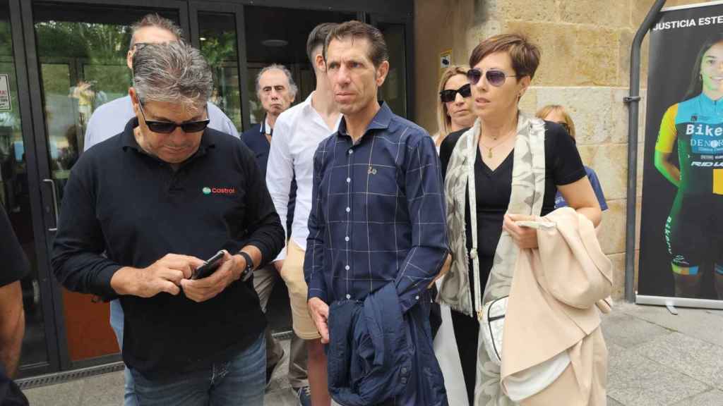 Juan Carlos y Yolanda a las puertas del juzgado