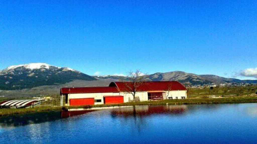 Exterior de la casona de Alimentos de Miraflores.