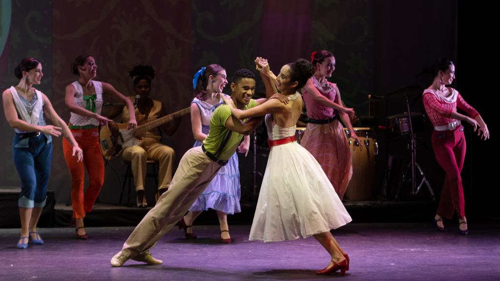 Un momento de 'Vibra Cuba', de la compañía Lizt Alfonso Dance Cuba. Foto: Josep Guindo