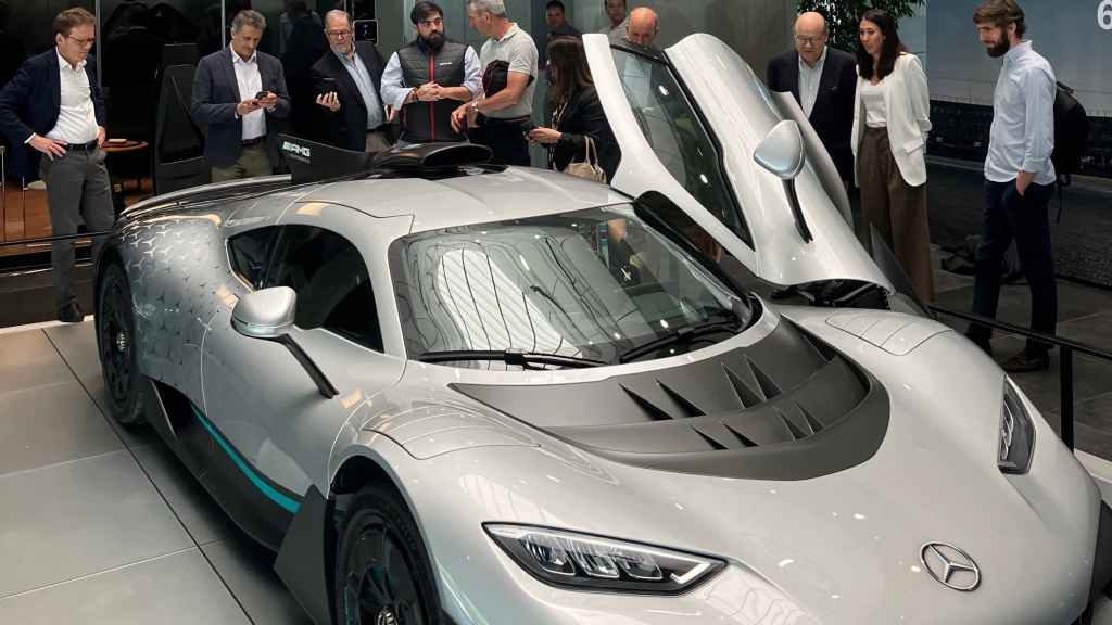 El automóvil superdeportivo Mercedes-AMG One ya tiene un cliente en España.
