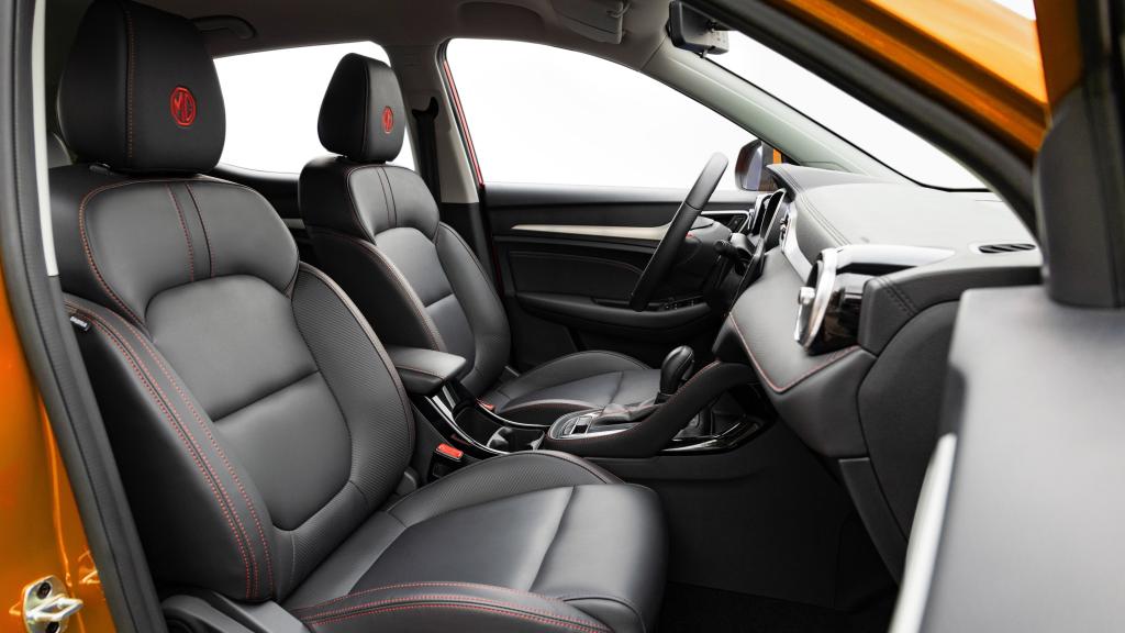 Las plazas delanteras de este SUV presentan una buena calidad.