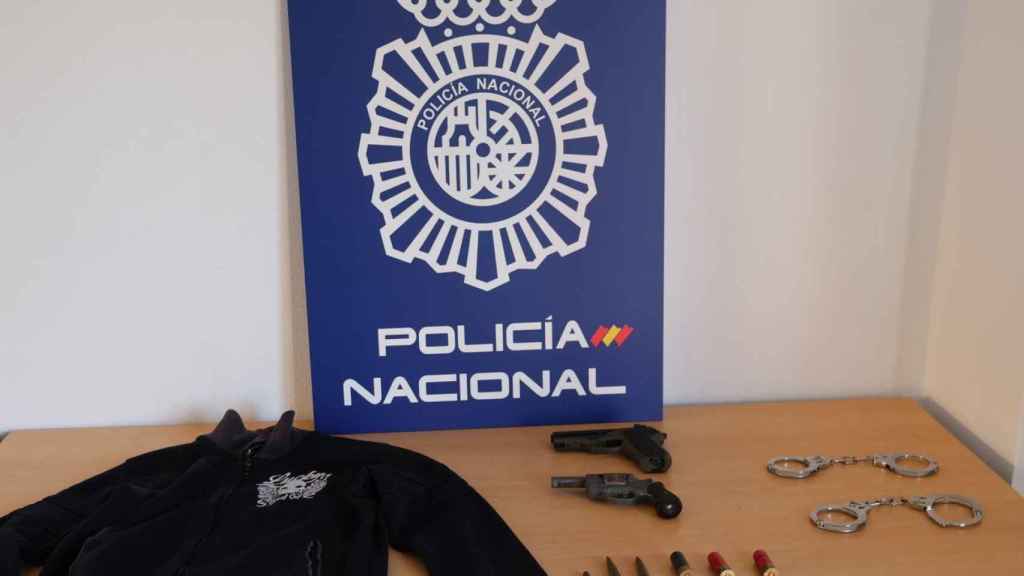 Cinco detenidos por un robo violento y dos con fuerza: llamaban a la puerta y después irrumpían en la casa