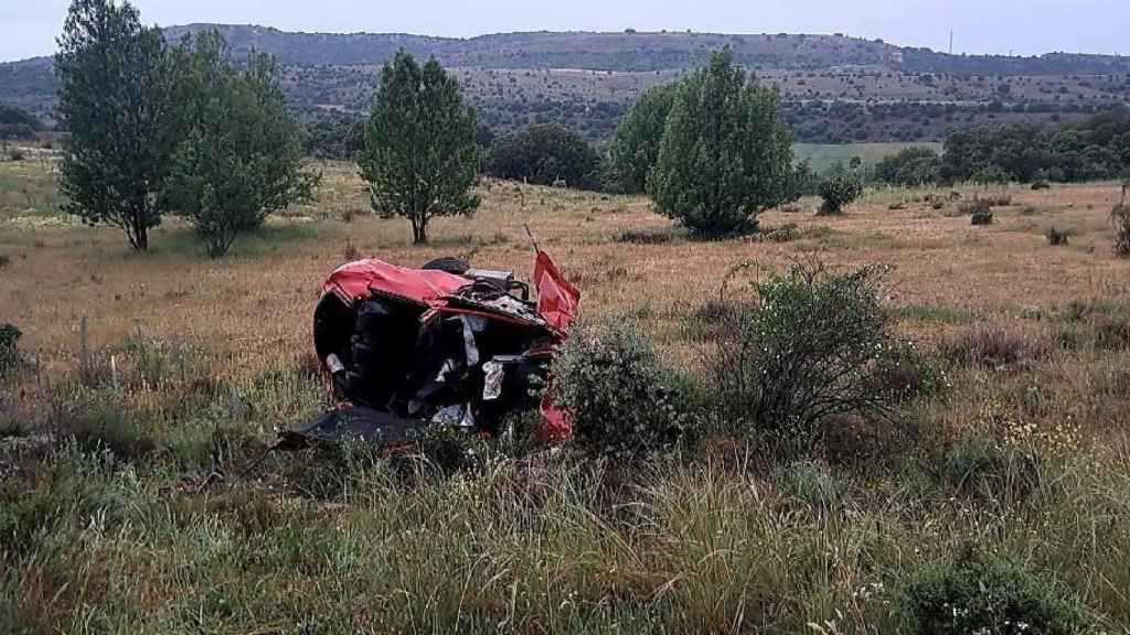 Estado en el que ha quedado el vehículo en el que viajaban los tres jóvenes
