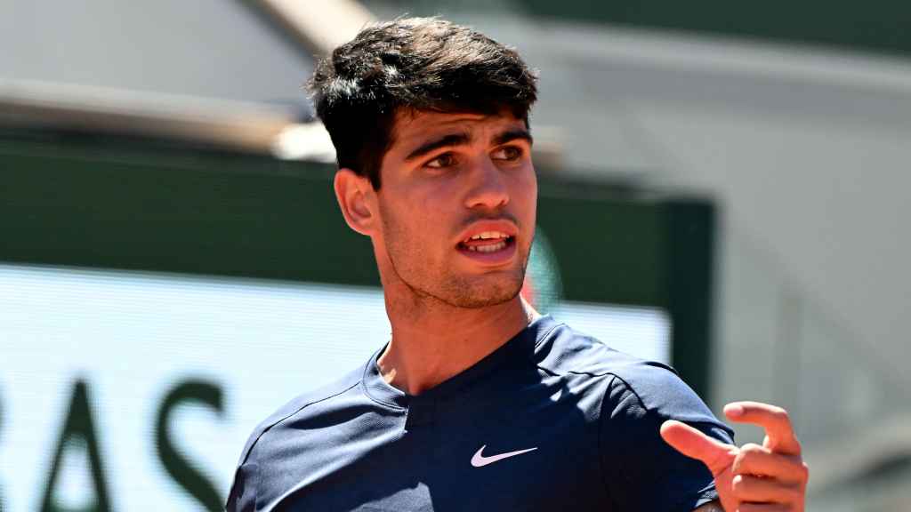 El tenista Carlos Alcaraz durante la semifinal de Roland Garros.