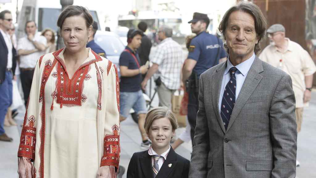 Kalina y Kitín junto a su hijo, el príncipe Simeón