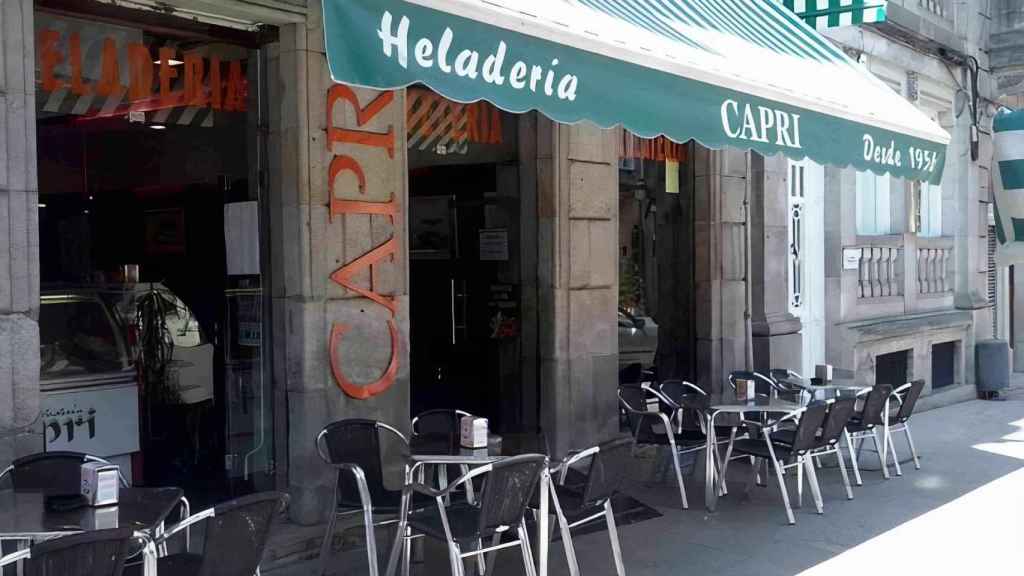 Exterior de la heladería Capri.