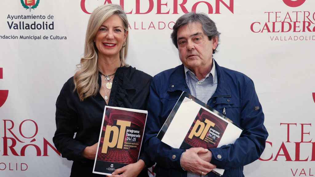 La concejala de Cultura del Ayuntamiento de Valladolid, Irene Carvajal, y el director del Teatro Calderón, José María Viteri, presentan la programación de Ferias 2024 y la temporada de abonos 2024/2025 del Teatro Calderón