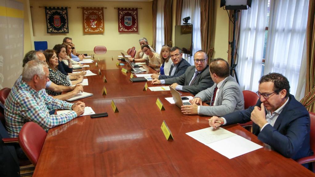 Comisión Regional de Seguimiento del Plan Especial de Empleo en Zonas Rurales Deprimidas. Foto: Delegación del Gobierno.