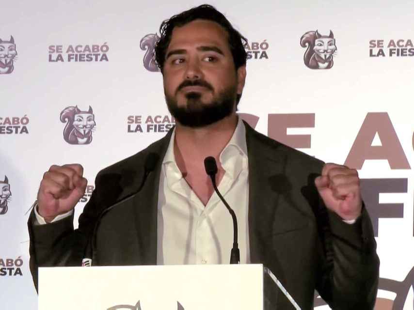 Alvise Pérez, líder de la agrupación Se Acabó la Fiesta, en la noche electoral del 9-J.