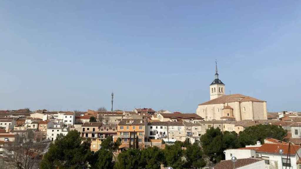 Pueblo cerca de Madrid con casas baratas.