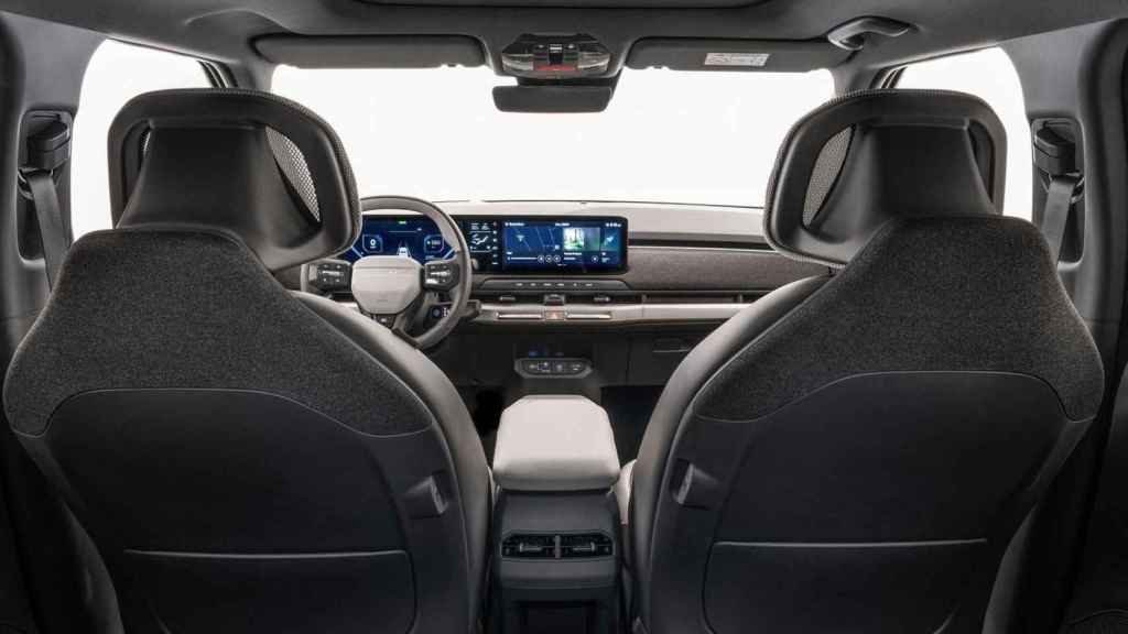El interior del Kia EV3 es muy sofisticado y tecnológico.