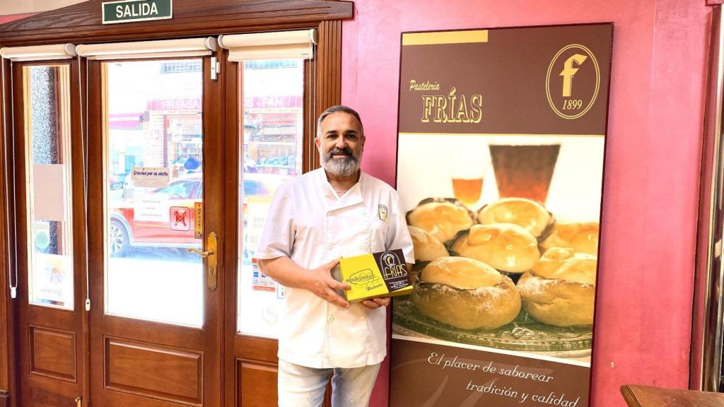 Jesús en su pastelería