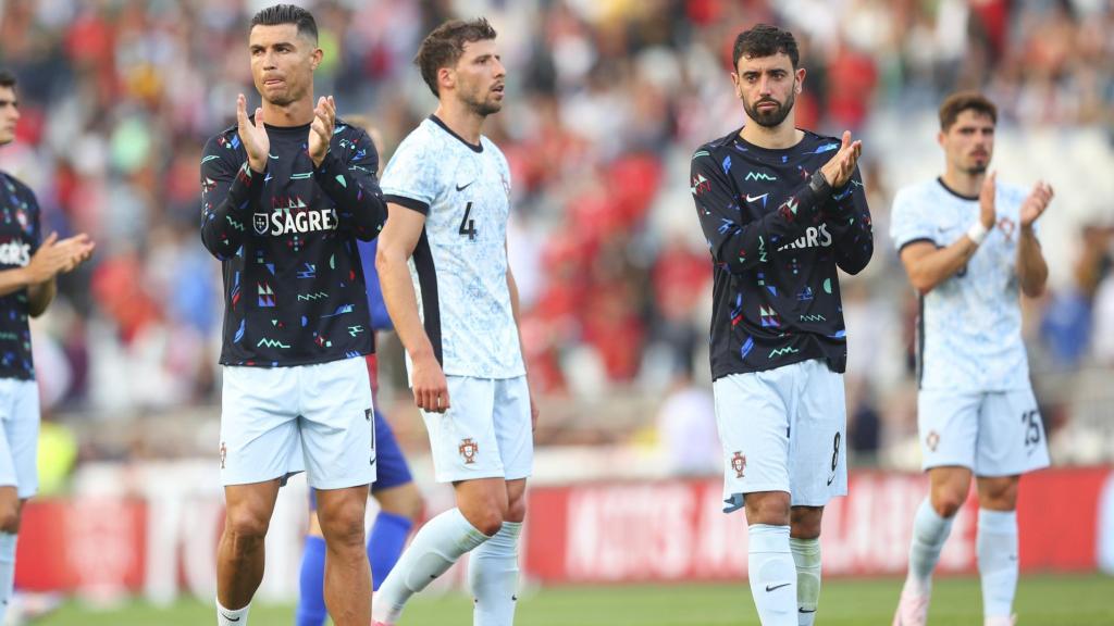 Cristiano Ronaldo agradece el apoyo de la afición portuguesa.