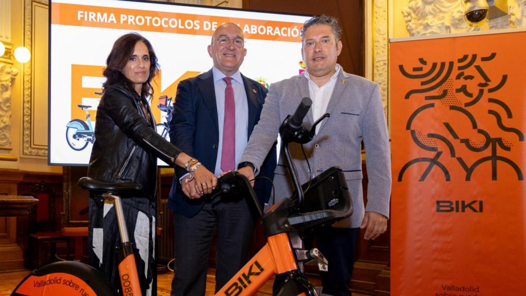 Los alcalde de La Cistérniga y de Santovenia con el de Valladolid