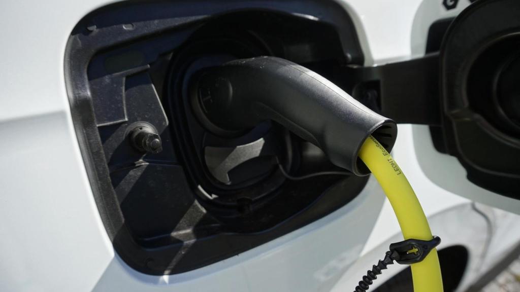 Una toma de carga de un coche eléctrico.