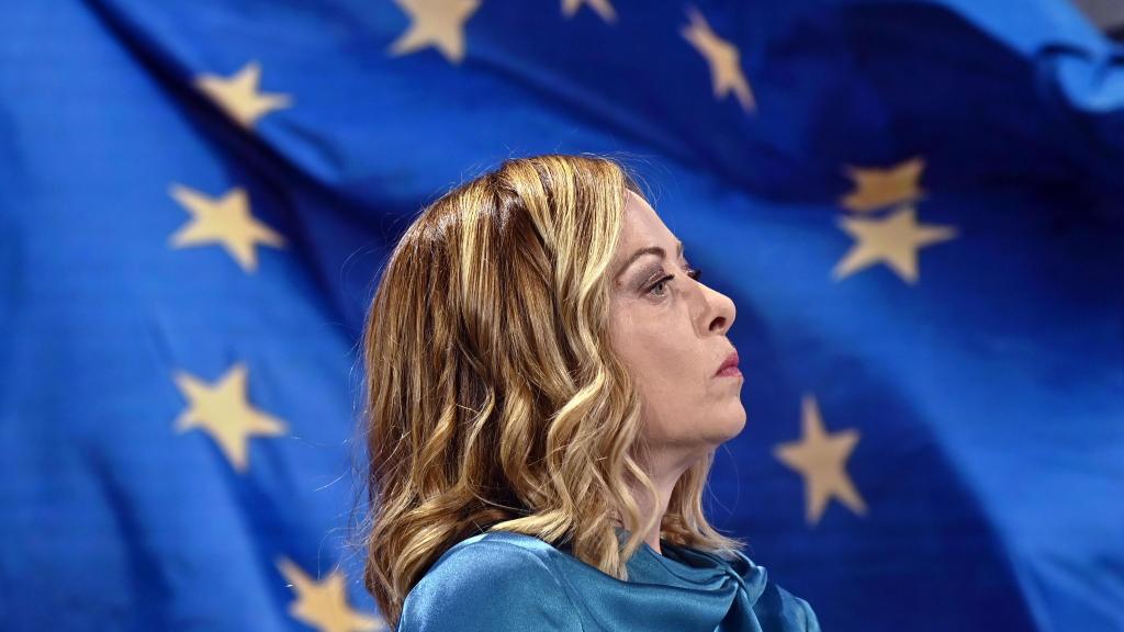 La primera ministra italiana, Giorgia Meloni, durante una entrevista en la televisión pública.