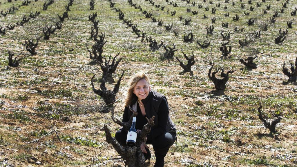 Nicola Thornton en un viñedo de Toro.