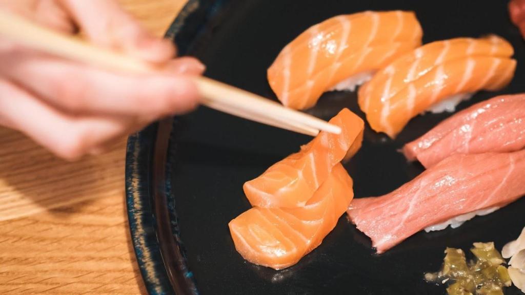 Un plato de nigiris de Jiapan.