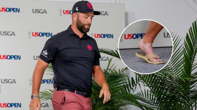 Jon Rahm tras una comparecencia de empresa y un montaje de su pie.