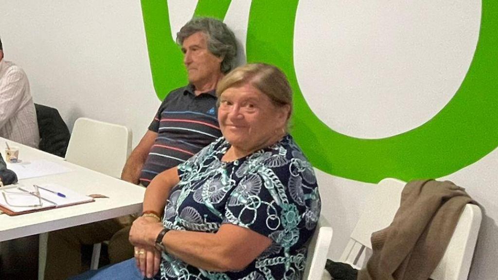 Lourdes Álvarez de Mon en una foto en la sede de Vox