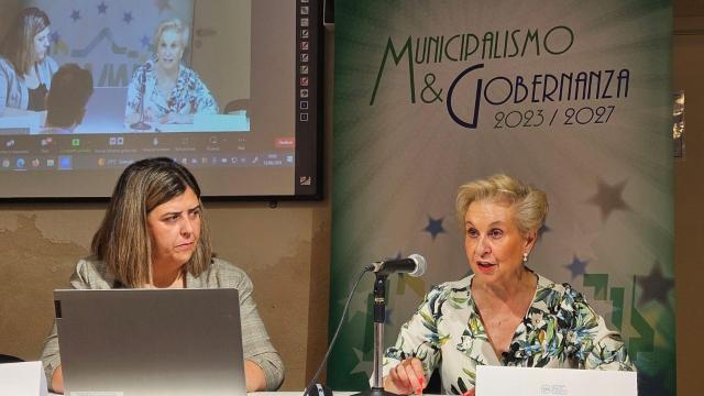 Carmen Quintanilla en la jornada La economía del cuidado en el ámbito local.  Foto: AFAMMER.