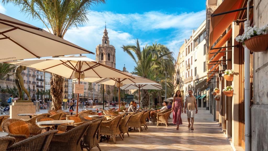 Una fotografía de la emblemática Plaza de la Reina de Valencia.
