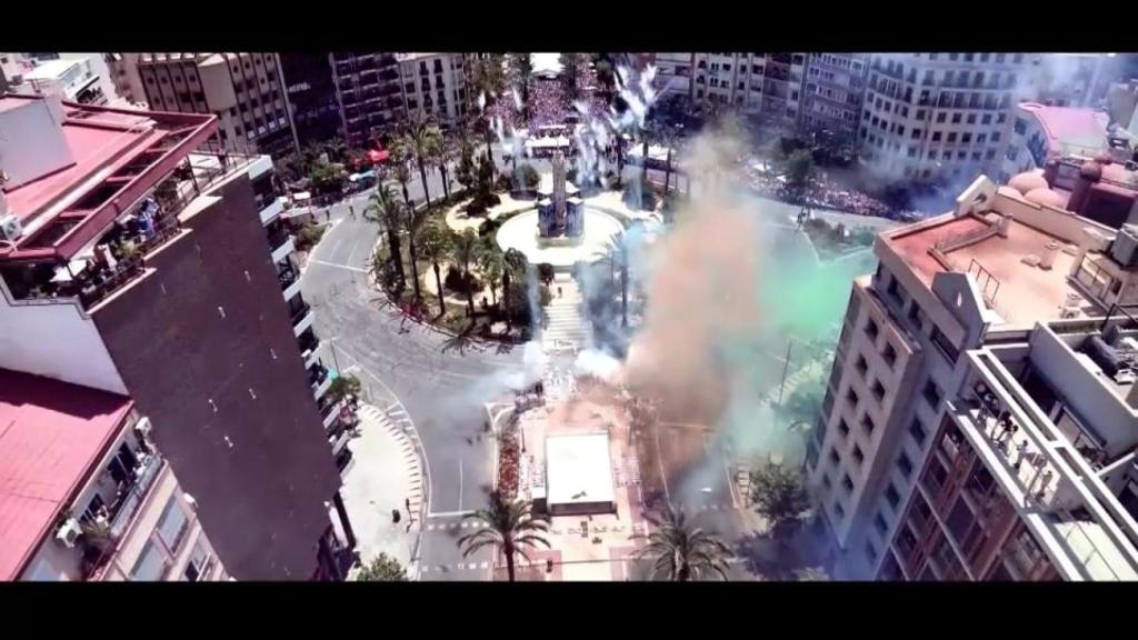 Retransmisión de una mascletà de À Punt.