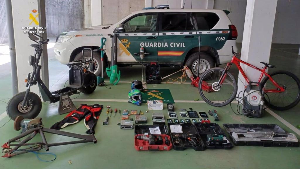 Objetos robados en las provincias de A Coruña y Pontevedra.