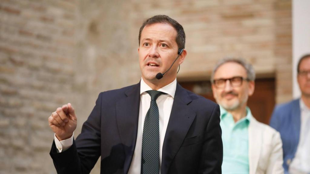 Carlos Velázquez, este lunes durante su intervención.